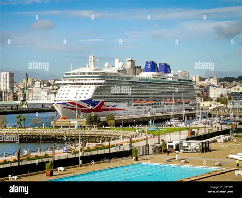 cruising la coruña|La Coruna Cruise: Best Cruises to La Coruna